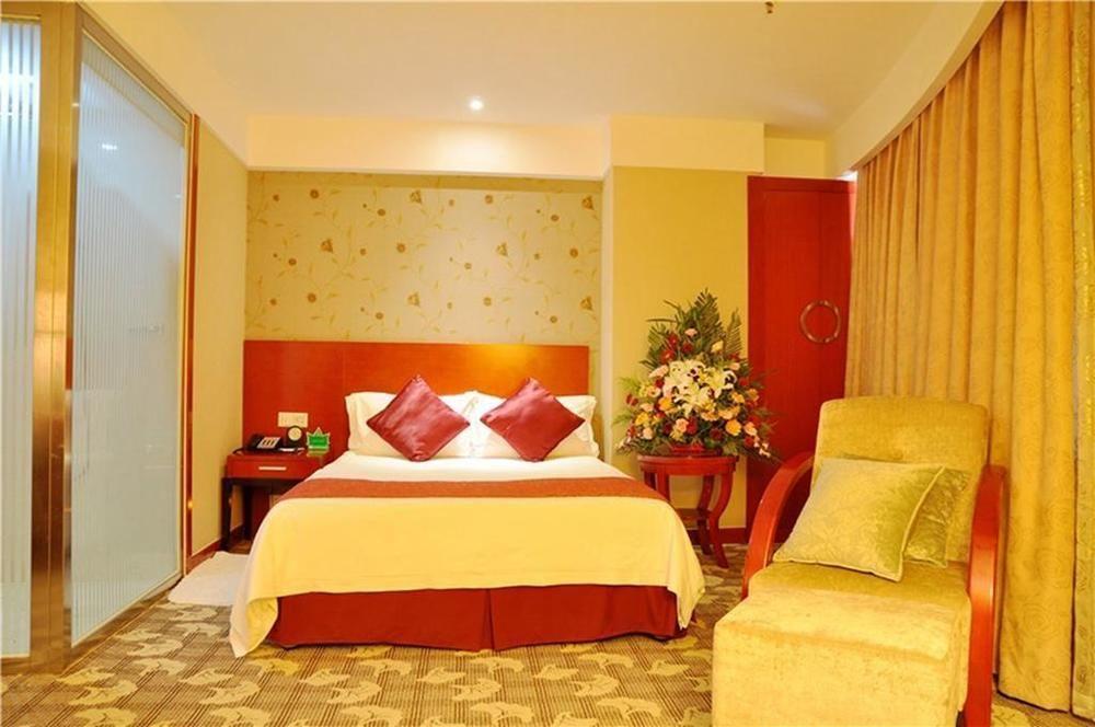 Luoyang Grand Hotel Екстер'єр фото
