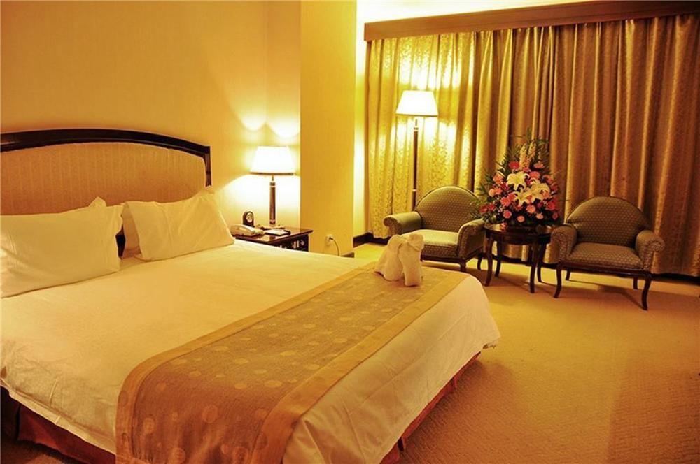 Luoyang Grand Hotel Екстер'єр фото
