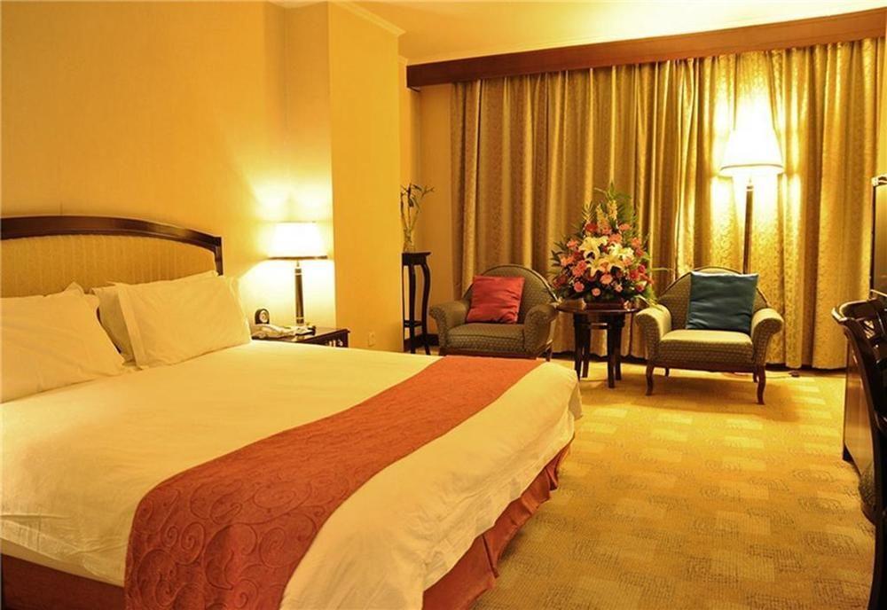 Luoyang Grand Hotel Екстер'єр фото