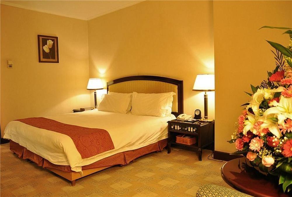 Luoyang Grand Hotel Екстер'єр фото