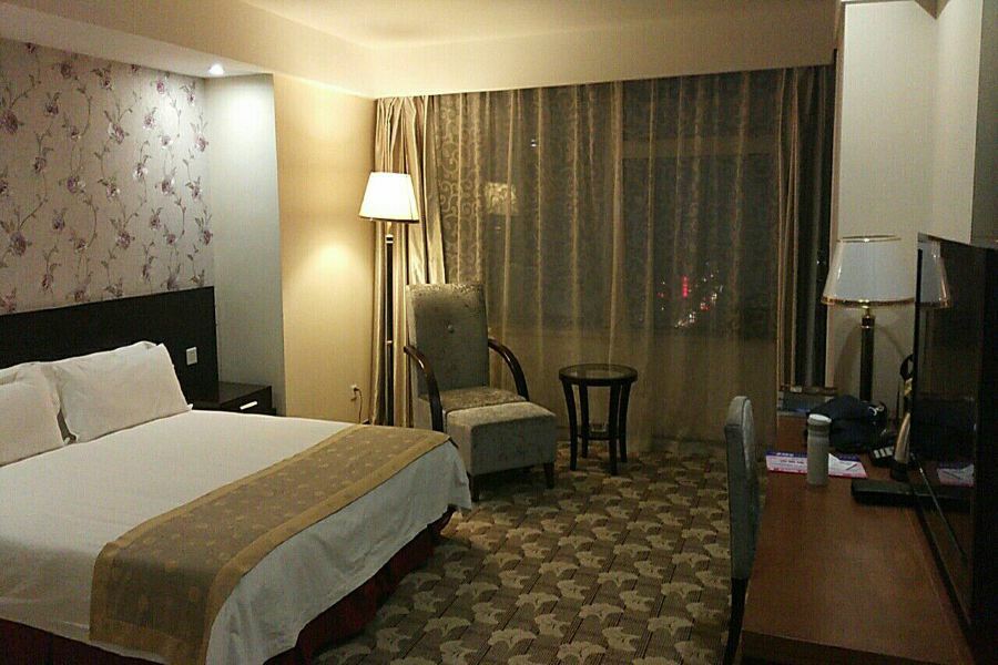 Luoyang Grand Hotel Екстер'єр фото