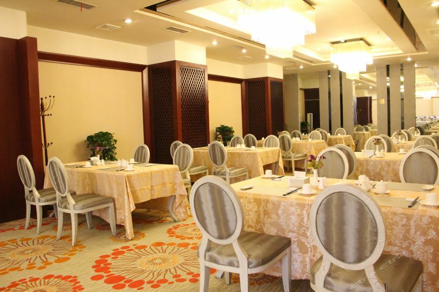 Luoyang Grand Hotel Екстер'єр фото